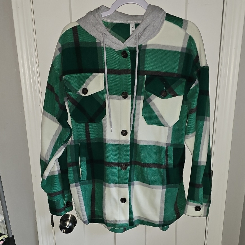 ZENANA Womens Medium Gorgeous Fleece Hooded Button Down Top. Nwots